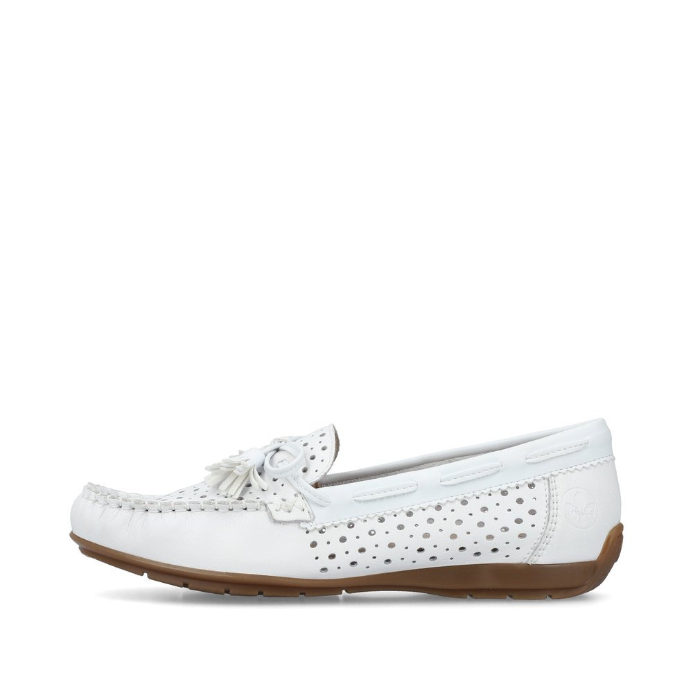 White Rieker women´s loafers 40254-80 in perforated look as well as slim fit E 1/2. Outside of the shoe.