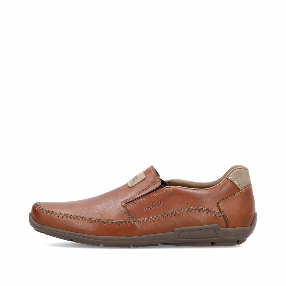 Rieker chaussons marron hommes 09053-24 avec un insert élastique. Côté extérieur de la chaussure.