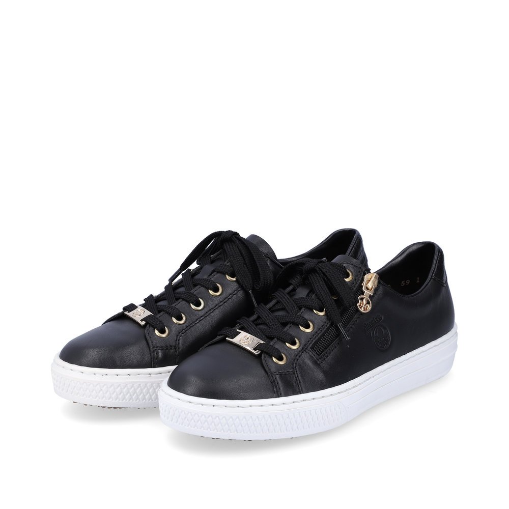 Night black Rieker women´s low-top sneakers L59L1-01 with a zipper. Shoes laterally.
