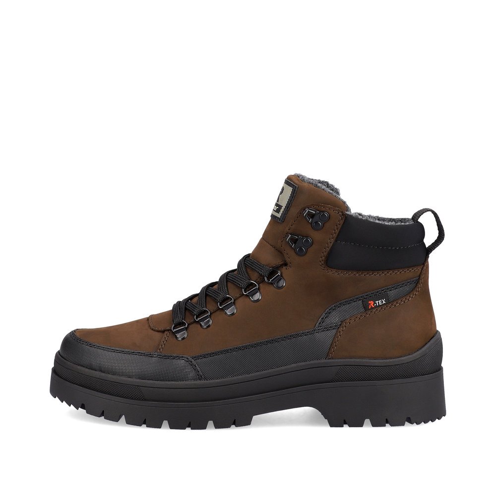 Brown Rieker EVOLUTION men´s boots U0260-25 with light profile sole. The outside of the shoe