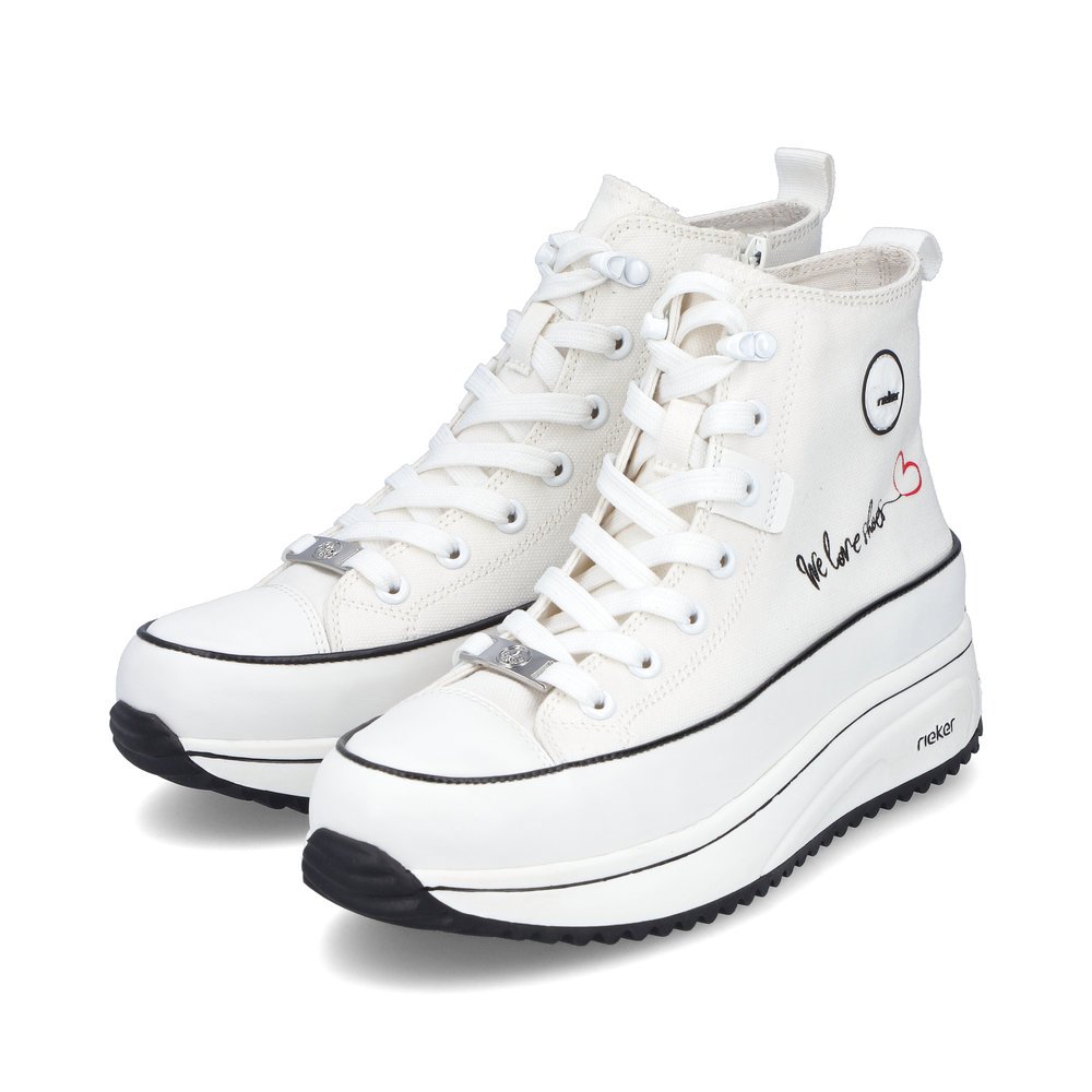 Weiße Rieker Damen Sneaker High 90012-80 mit abriebfester Plateausohle. Schuhpaar seitlich schräg.