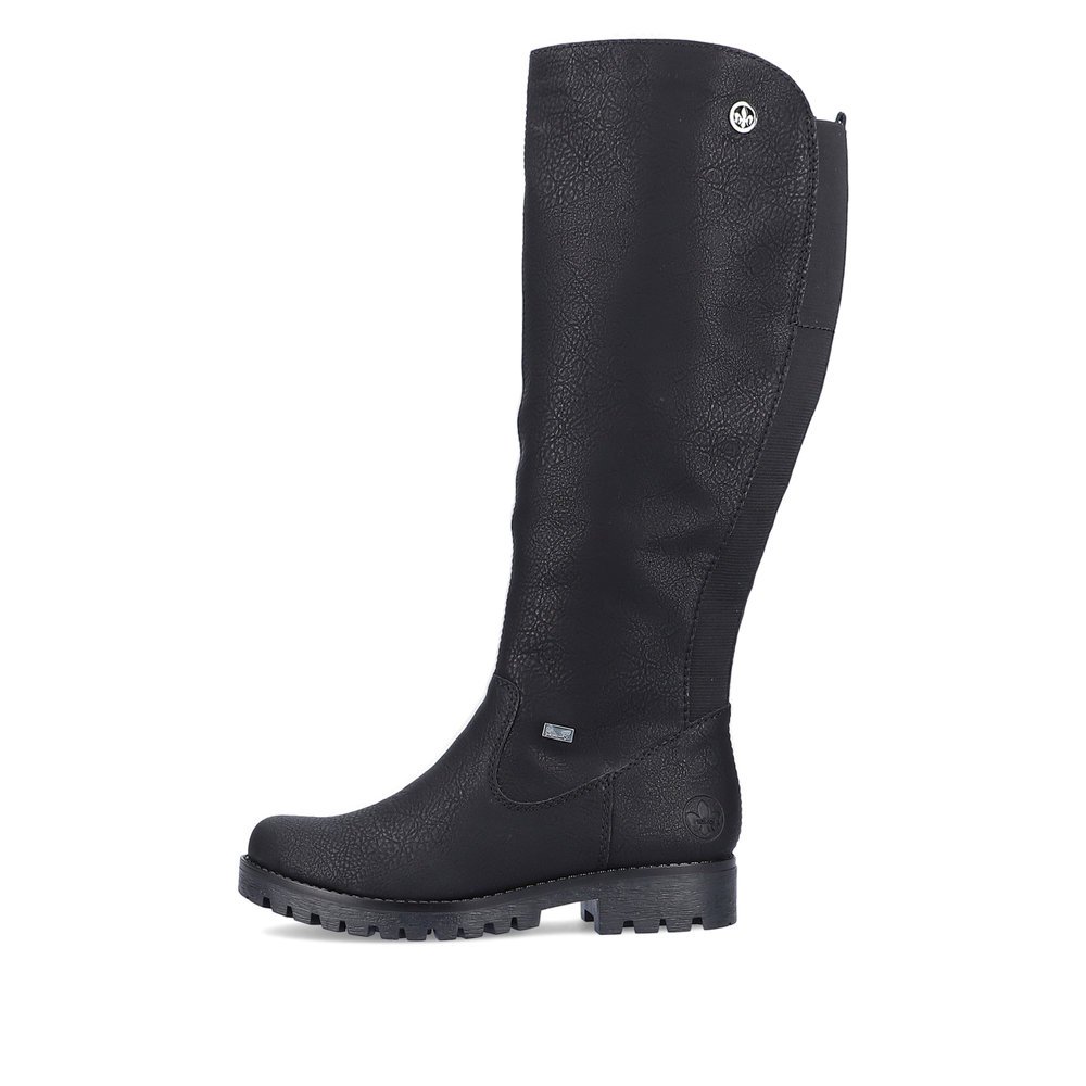 Midnight black Rieker women´s high boots 78554-00 with robust profile sole. The outside of the shoe