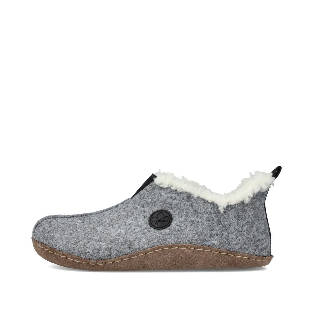 Granite grey Rieker women´s clogs 66350-42 as well as light and flexible sole. The outside of the shoe