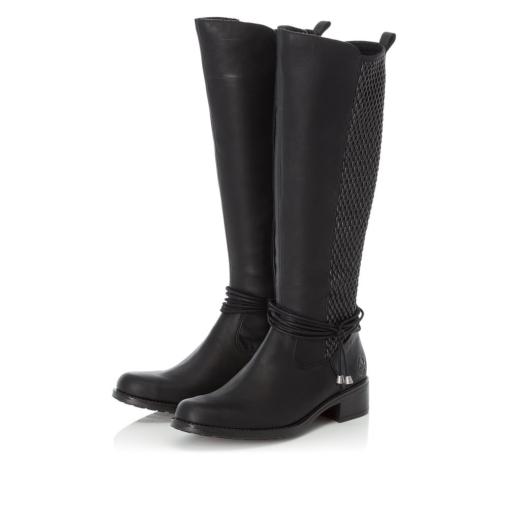 Jet black Rieker women´s high boots Z7362-00 with zipper as well as profile sole. Shoe laterally