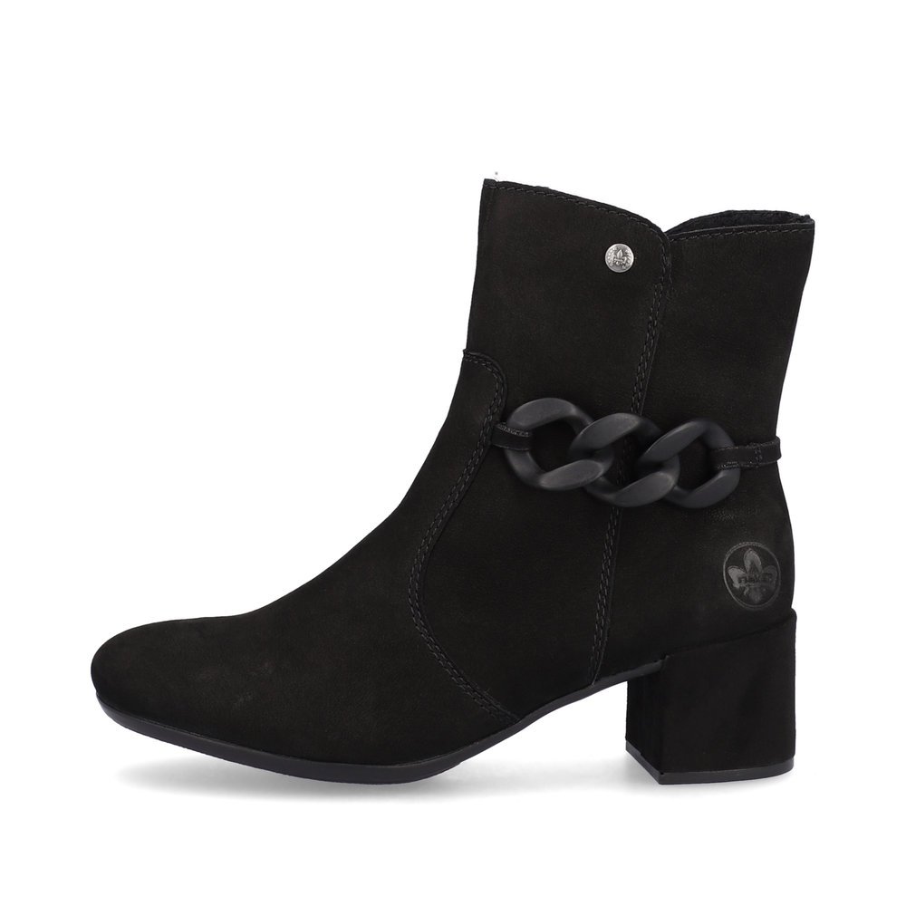 Midnight black Rieker women´s ankle boots 70253-00 with zipper as well as block heel. The outside of the shoe