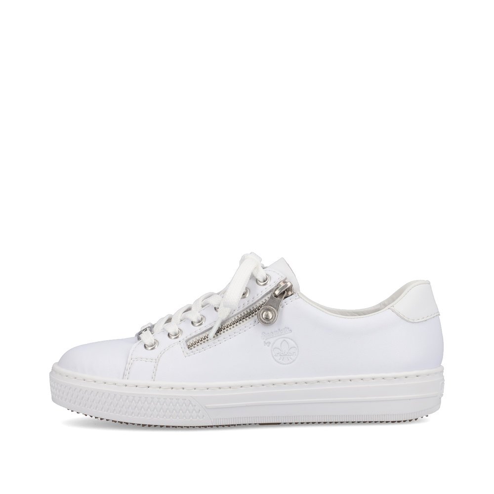 Classy white Rieker women´s low-top sneakers L59L1-83 with a zipper. Outside of the shoe.