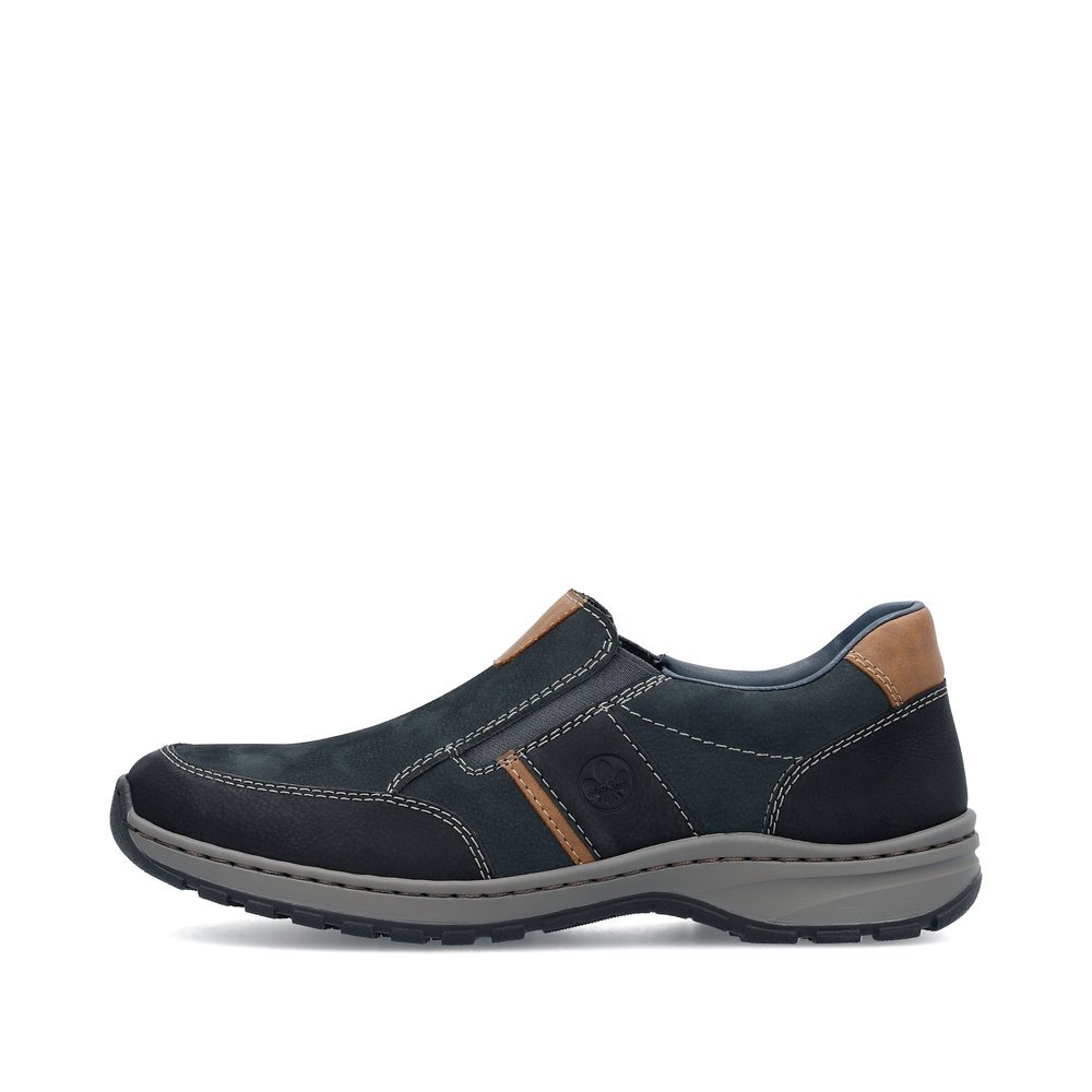 Blue Rieker men´s slippers 03356-15 with an elastic insert as well as extra width H. Outside of the shoe.