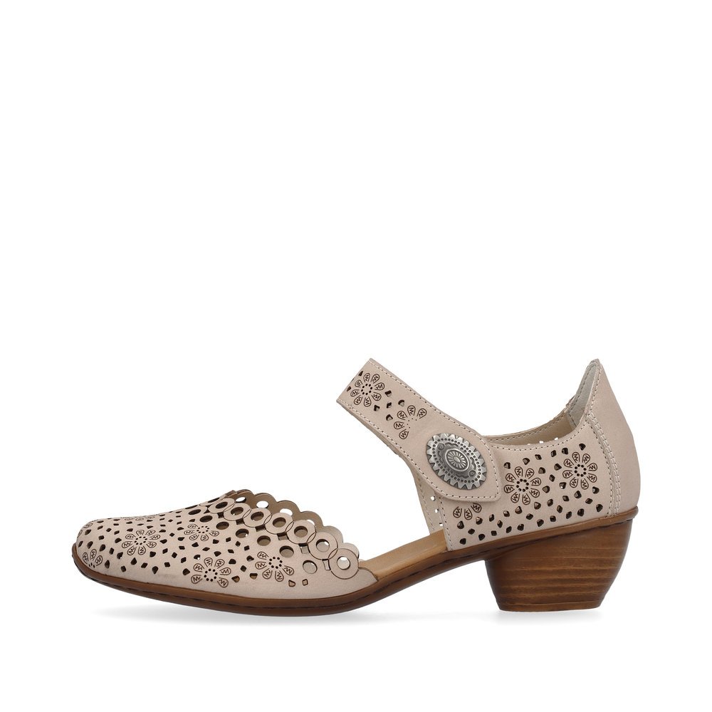 Light beige Rieker women´s strap sandals 43753-61 with a hook and loop fastener. Outside of the shoe.