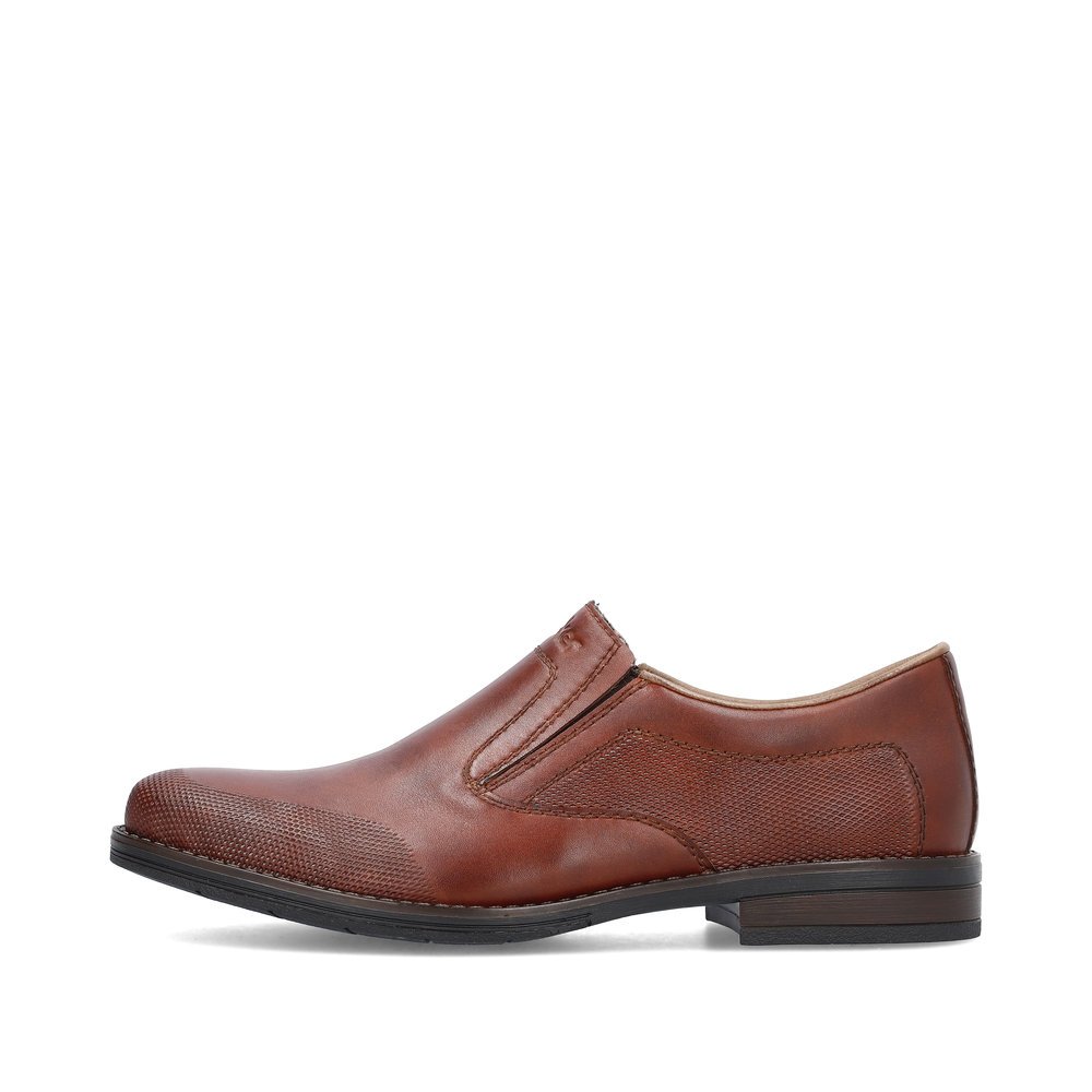 Rieker chaussons marron pour hommes 10350-24 avec un insert élastique. Côté extérieur de la chaussure.