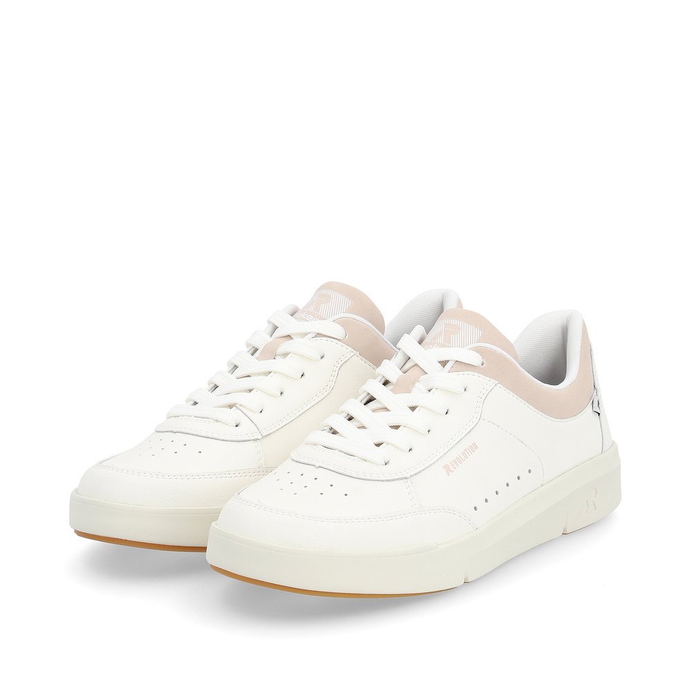 White Rieker women´s low-top sneakers 41910-80 with a super light and flexible sole. Shoes laterally.