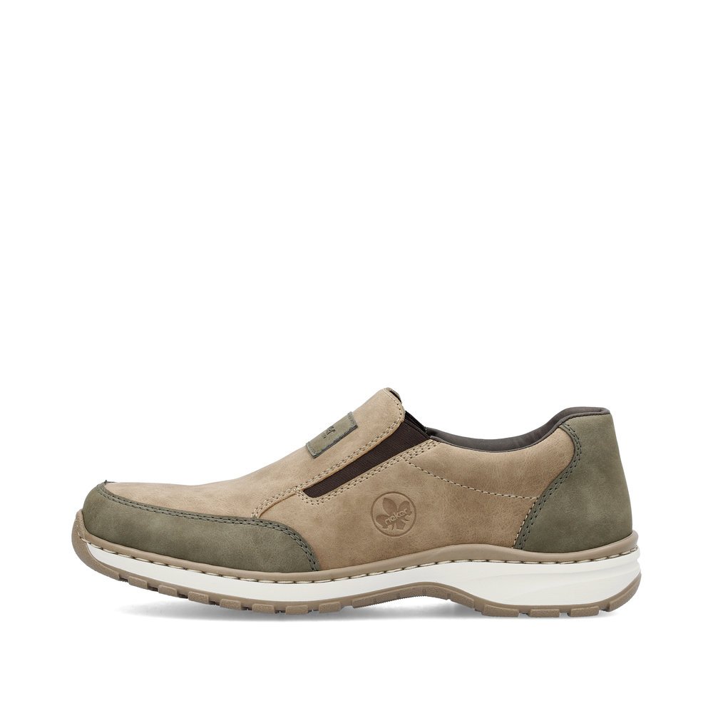 Beige Rieker men´s slippers 03354-64 with elastic insert as well as extra width H. Outside of the shoe.