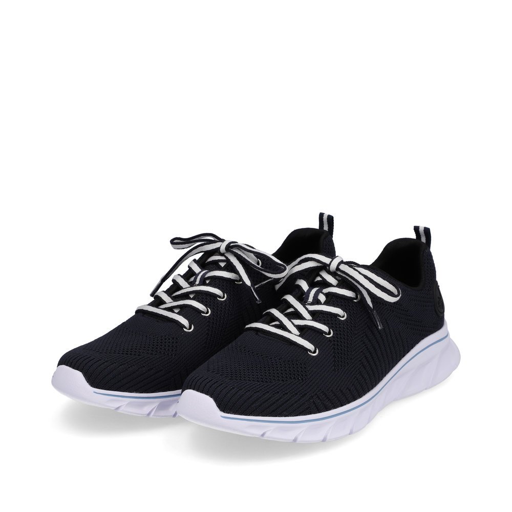 Blaue Rieker Damen Sneaker Low 54022-14 mit flexibler und ultra leichter Sohle. Schuhpaar seitlich schräg.
