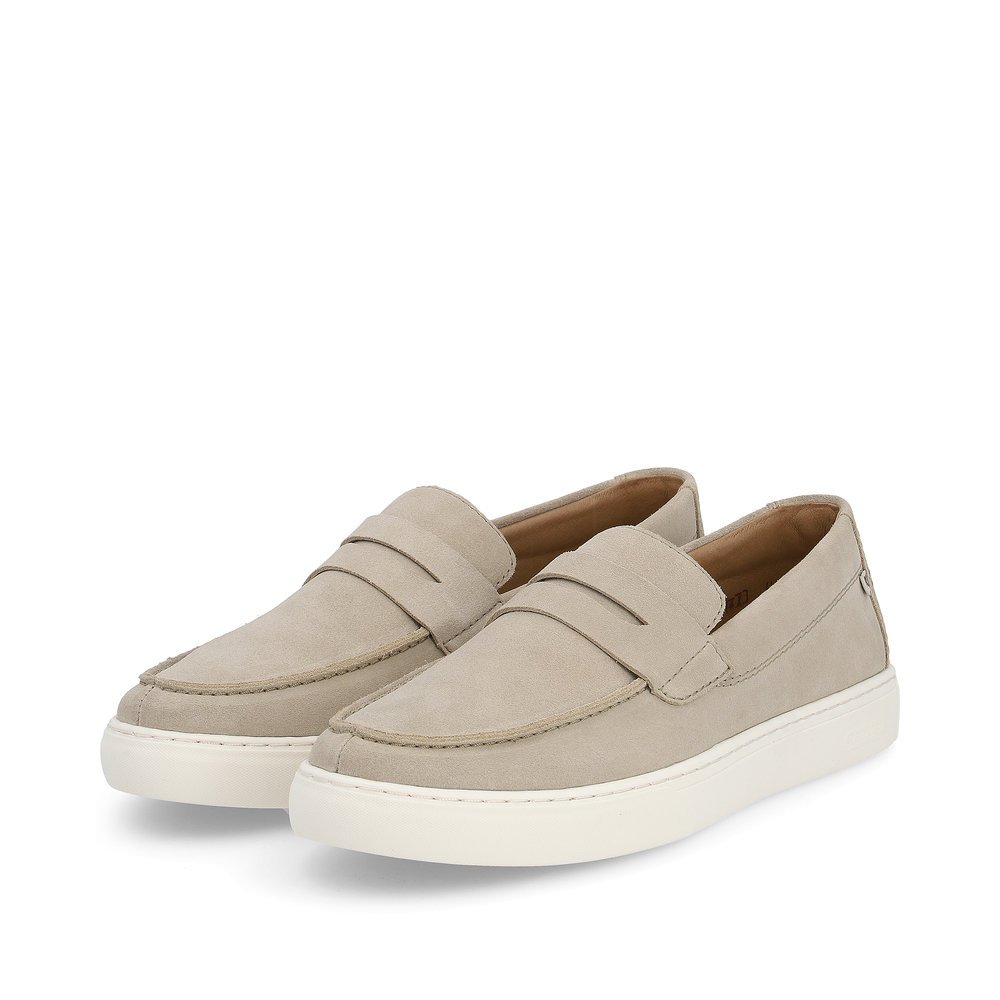 Beige Rieker men´s slippers U0703-62 with a TR sole with soft EVA inlet. Shoes laterally.