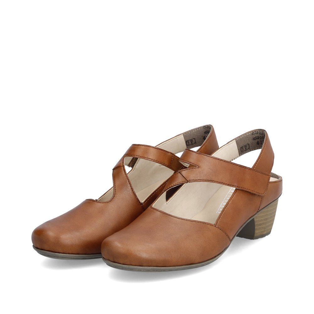 Brown Rieker women´s pumps 41779-25 with a hook and loop fastener. Shoes laterally.
