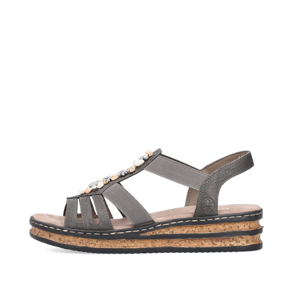Rieker sandales compensées grises femmes 62949-45 avec insert élastique. Côté extérieur de la chaussure.