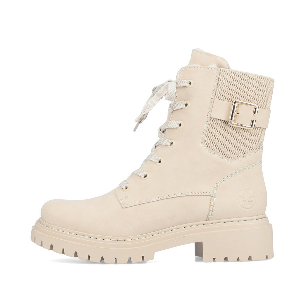 Cream beige Rieker women´s biker boots 72631-62 with shock-absorbing and light sole. The outside of the shoe