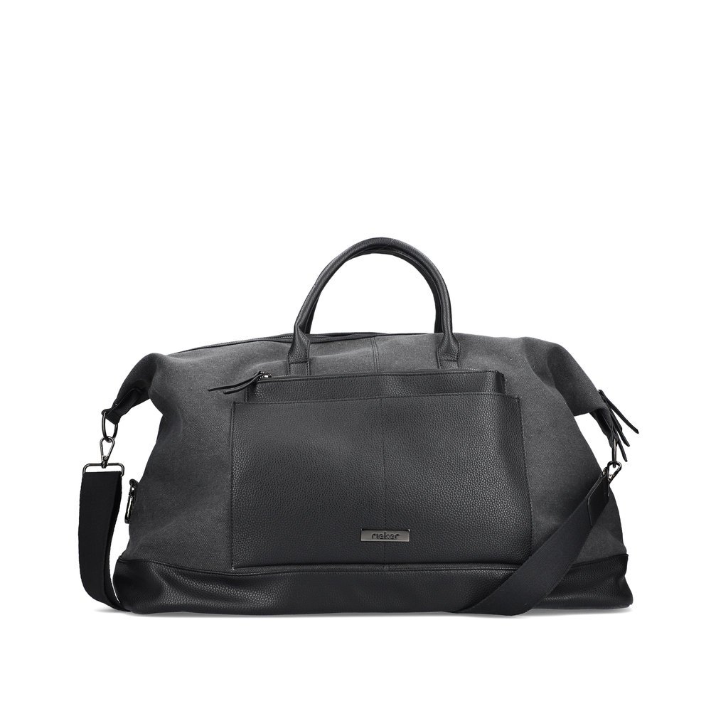 Rieker weekender H1537-00 in black with zipper, practical outer pocket and detachable shoulder strap. Front.