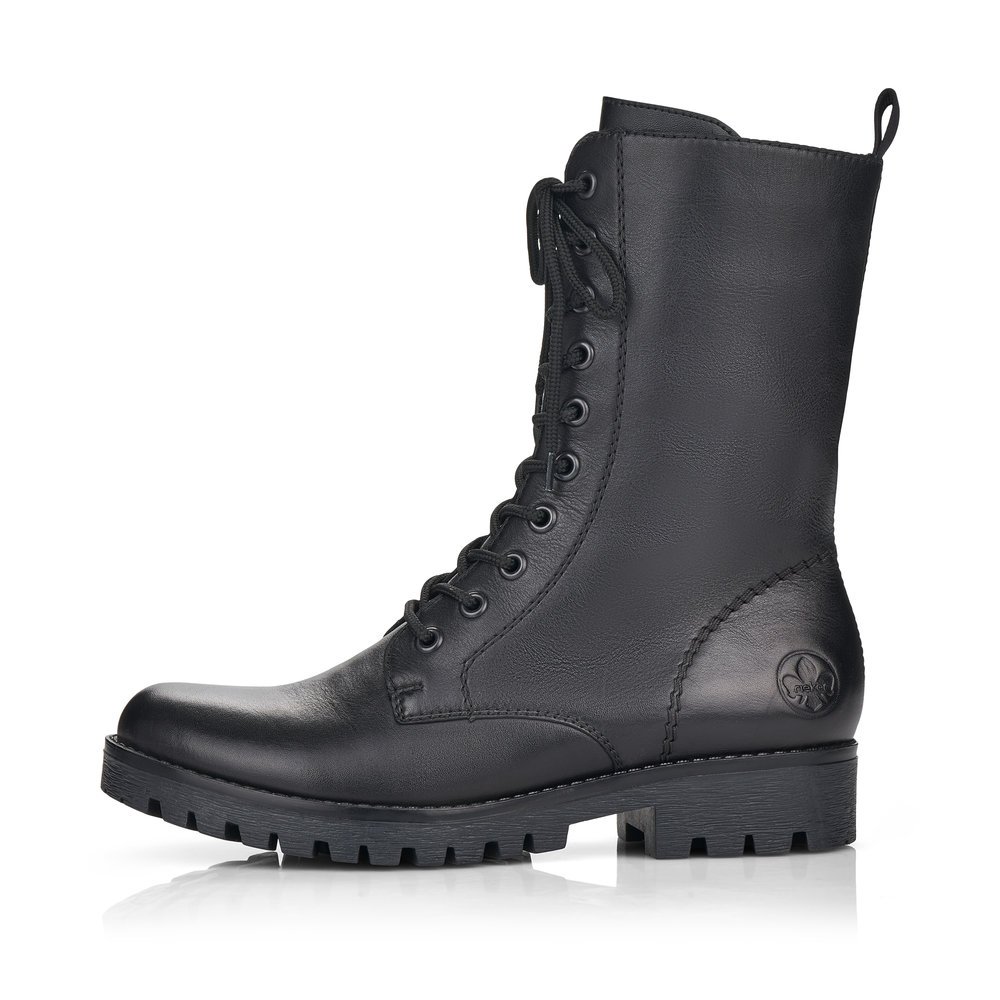 Jet black Rieker women´s biker boots 78544-00 with lacing and zipper. The outside of the shoe