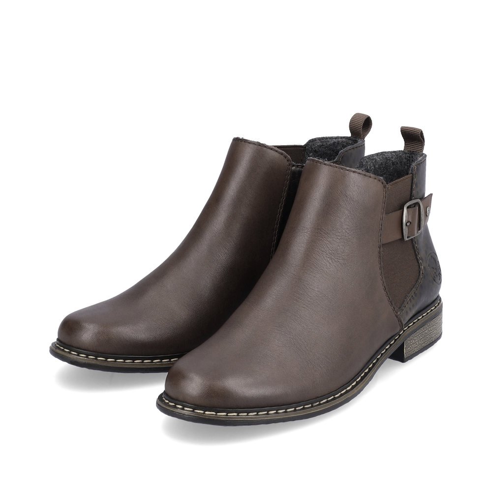 Burgundy Rieker women´s Chelsea boots Z4965-25 with shock-absorbing and light sole. Shoe laterally