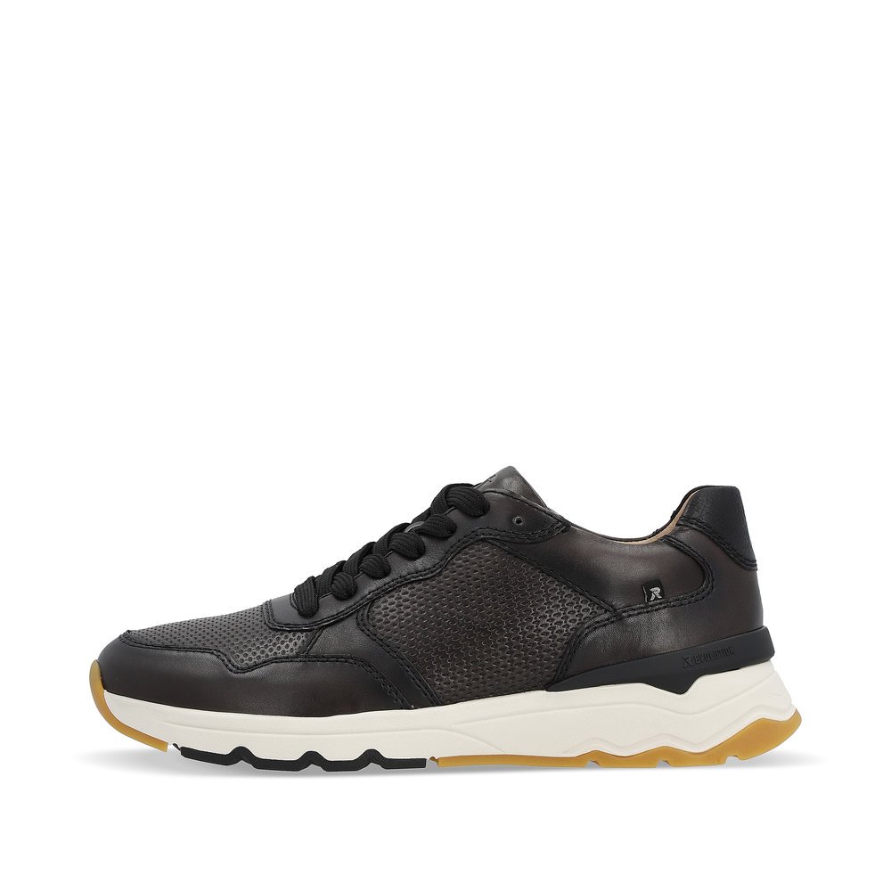 Black Rieker men´s low-top sneakers U0900-00 with a super light and flexible sole. Outside of the shoe.