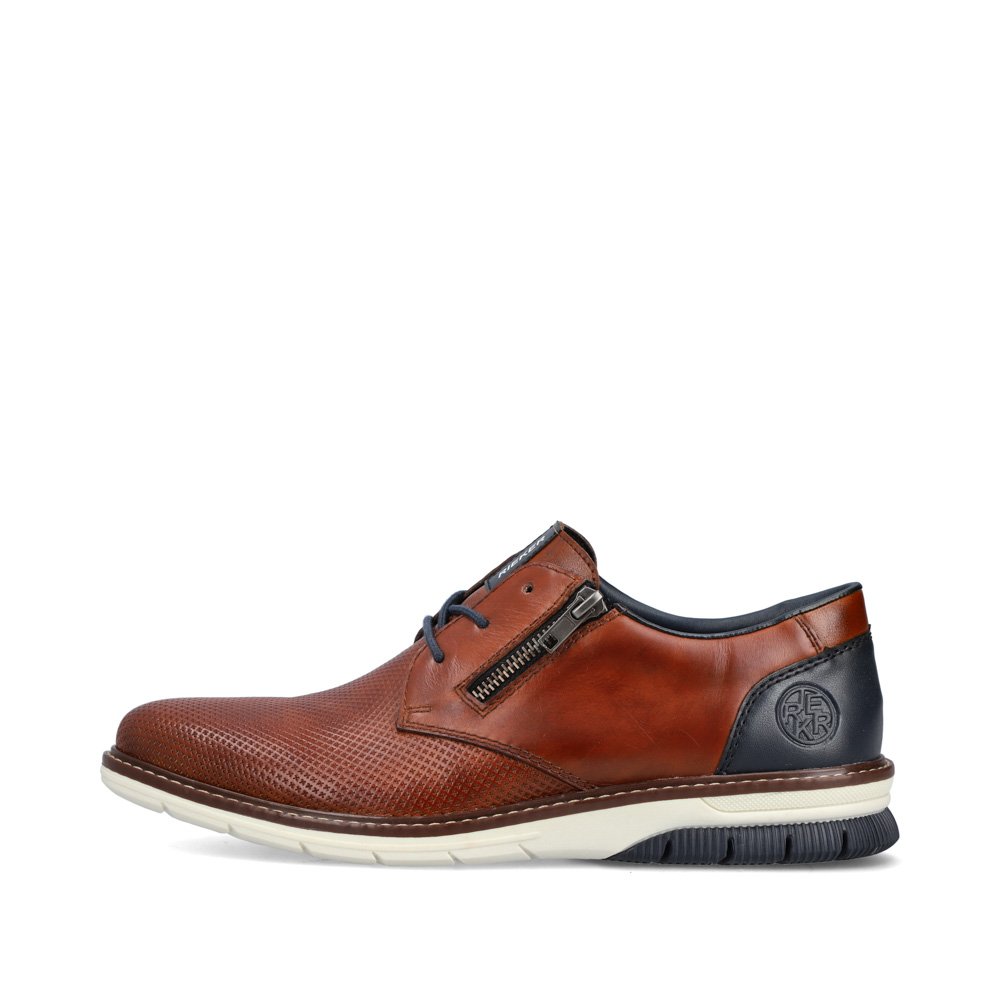 Maroon Rieker men´s lace-up shoes 14409-24 with a zipper. Outside of the shoe.