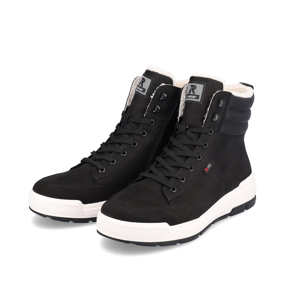Black Rieker EVOLUTION men´s boots U0071-00 with lacing and zipper. Shoe laterally