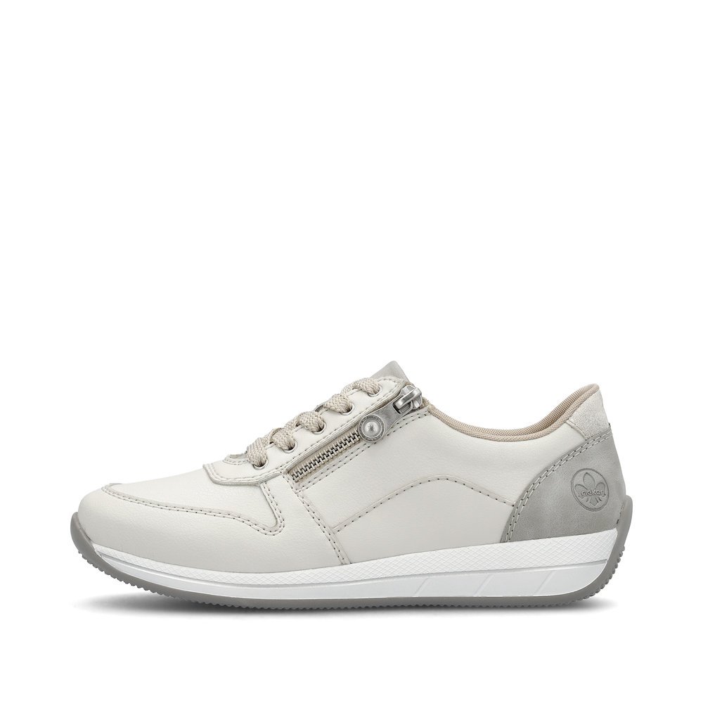 White Rieker women´s low-top sneakers N1100-80 with zipper as well as extra width H. Outside of the shoe.
