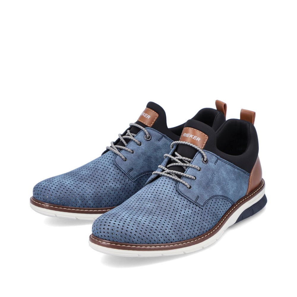 Denim blue Rieker men´s slippers 14450-14 with an elastic lacing. Shoes laterally.
