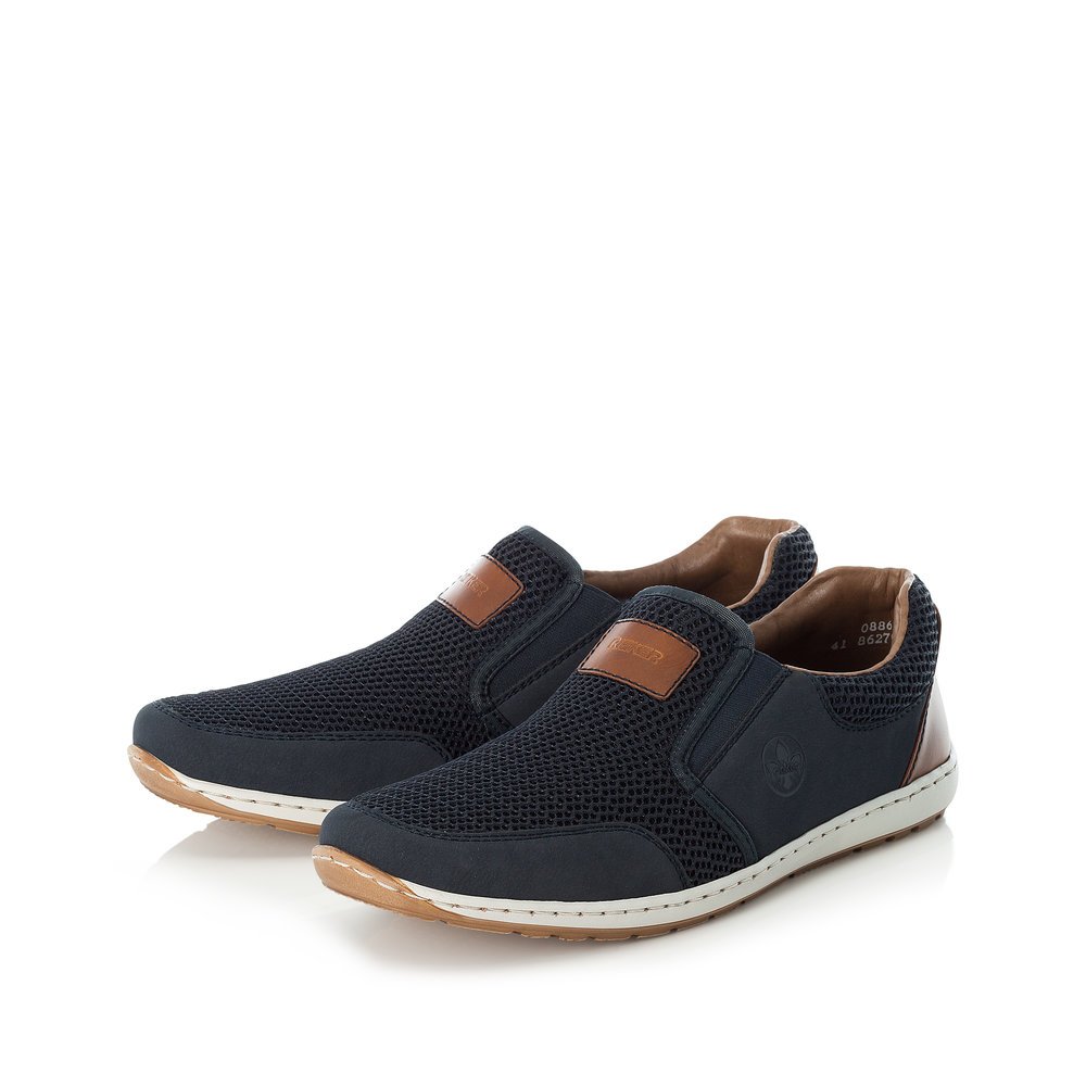 Slate blue Rieker men´s slippers 08869-14 with an elastic insert. Shoes laterally.