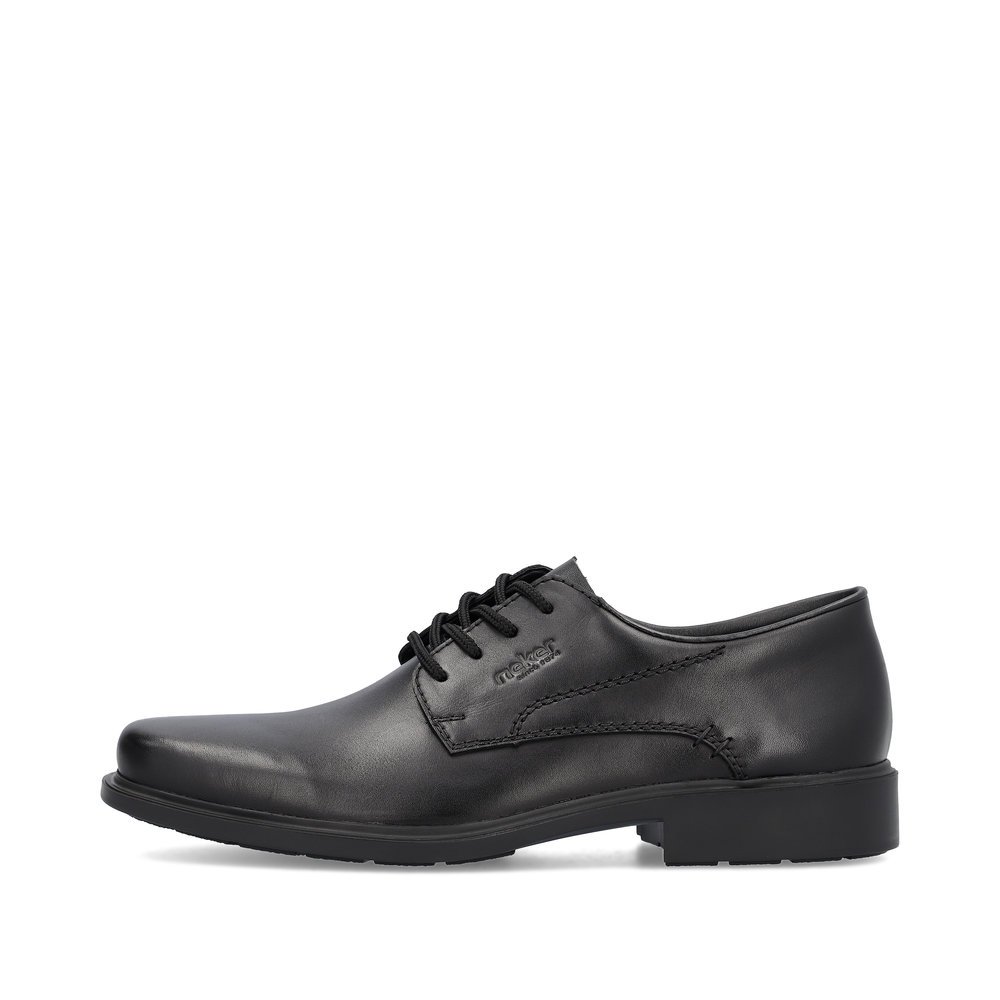 Black Rieker men´s lace-up shoes B0001-00 with the extra width H. Outside of the shoe.