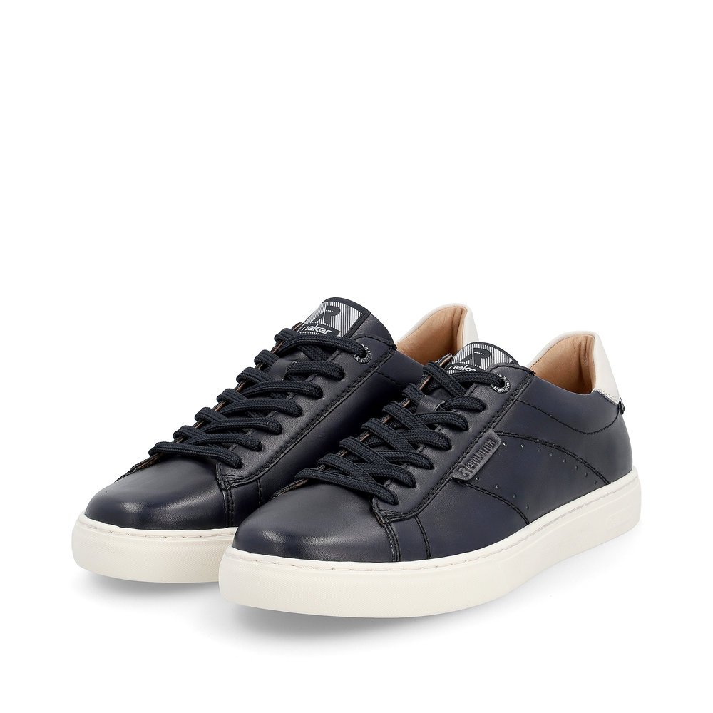 Blue Rieker men´s low-top sneakers U0704-14 with a TR sole with light EVA inlet. Shoes laterally.